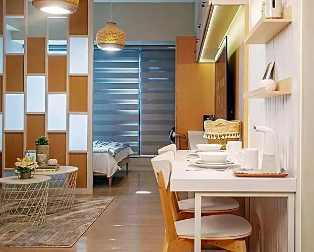 Cozy And Classy Across Airport Terminal 3 Hotel 4*