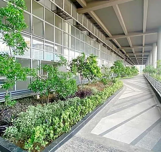 Cozy And Classy Across Airport Terminal 3 Hotel Manila